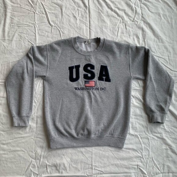 Vintage 90s USA Graphic Grey Unisex Crewneck Sweater - Sporty Casual Basic - Picture 1 of 6